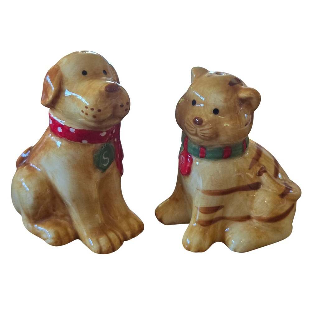 Russ Berrie, Ceramic Dog and Cat Salt and Pepper Shaker Set Holiday Christmas